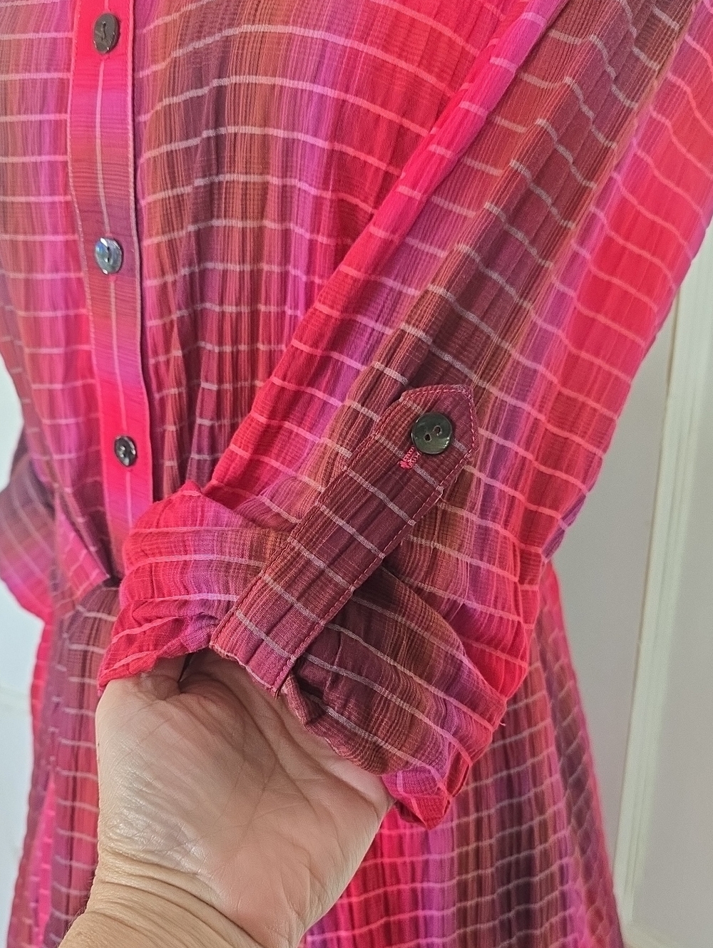 Finley Plaid Maxi Shirt Dress M Red Pink Purple Belted Roll Up  Sleeve 70s Style - Picture 5 of 6